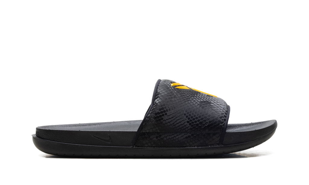Kobe Offcourt Slide "Black University Gold" IF2870 003