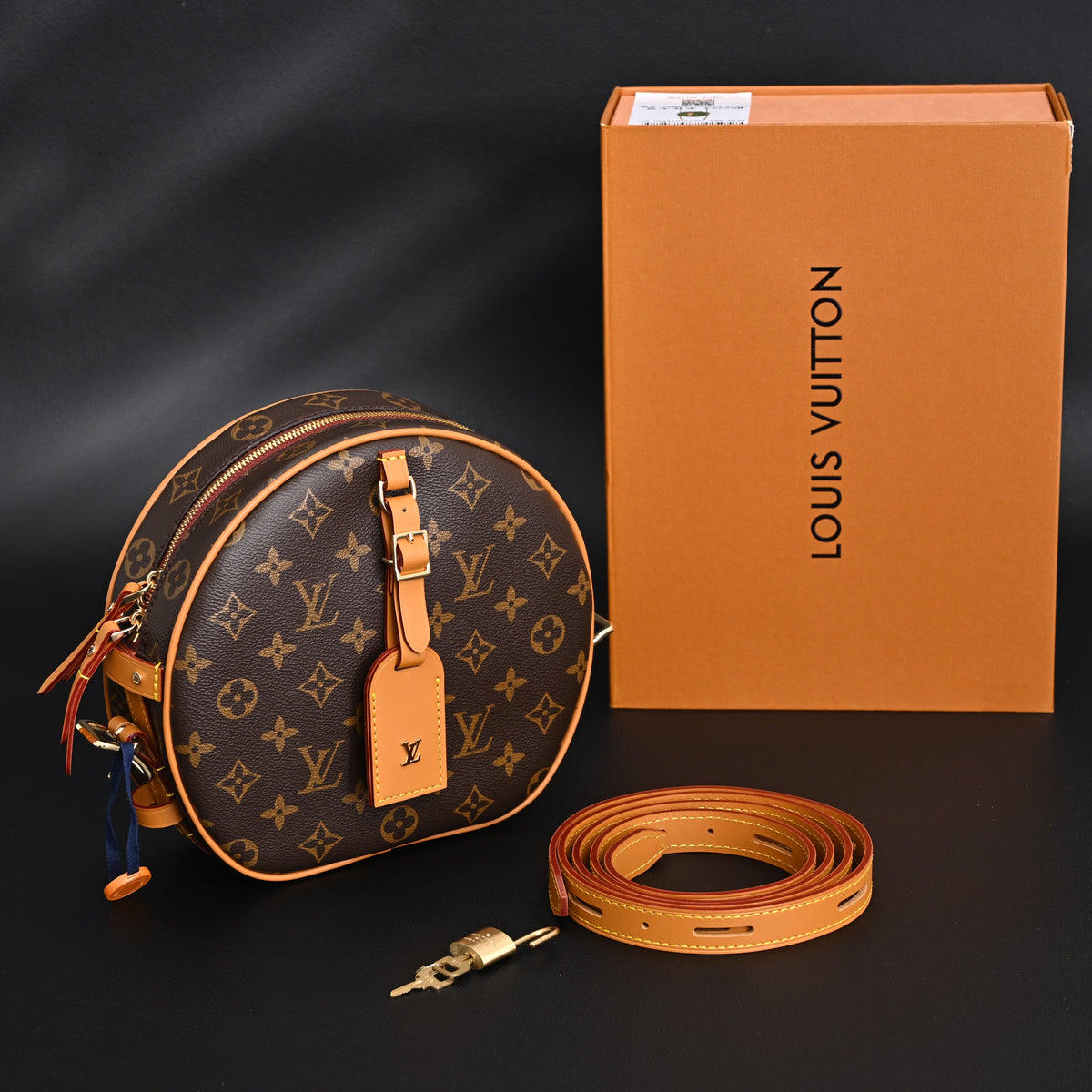 Louis Vuitton Boîte Chapeau Souple MM – Monogram Canvas