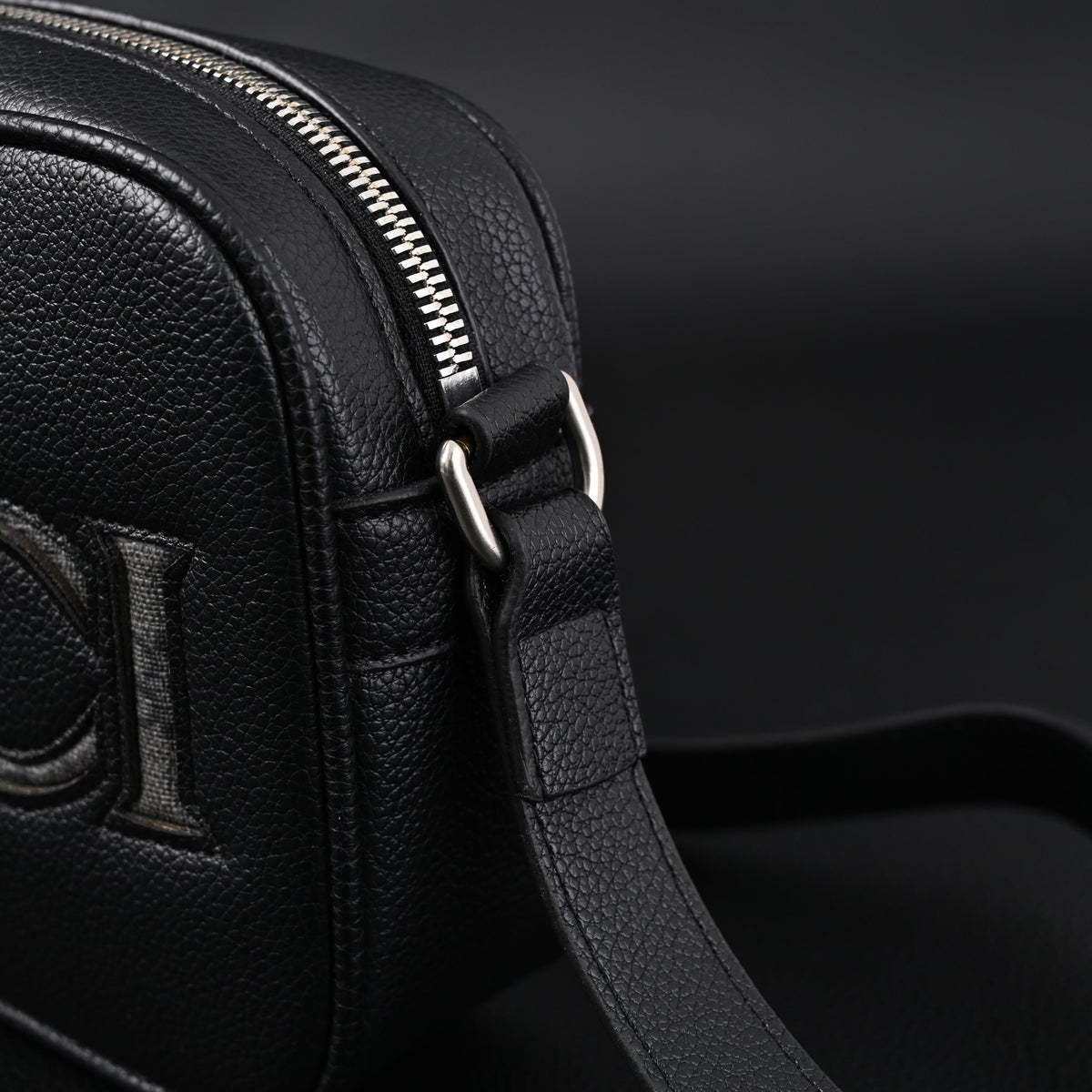 Gucci Black Leather Embossed Logo Belt Bag