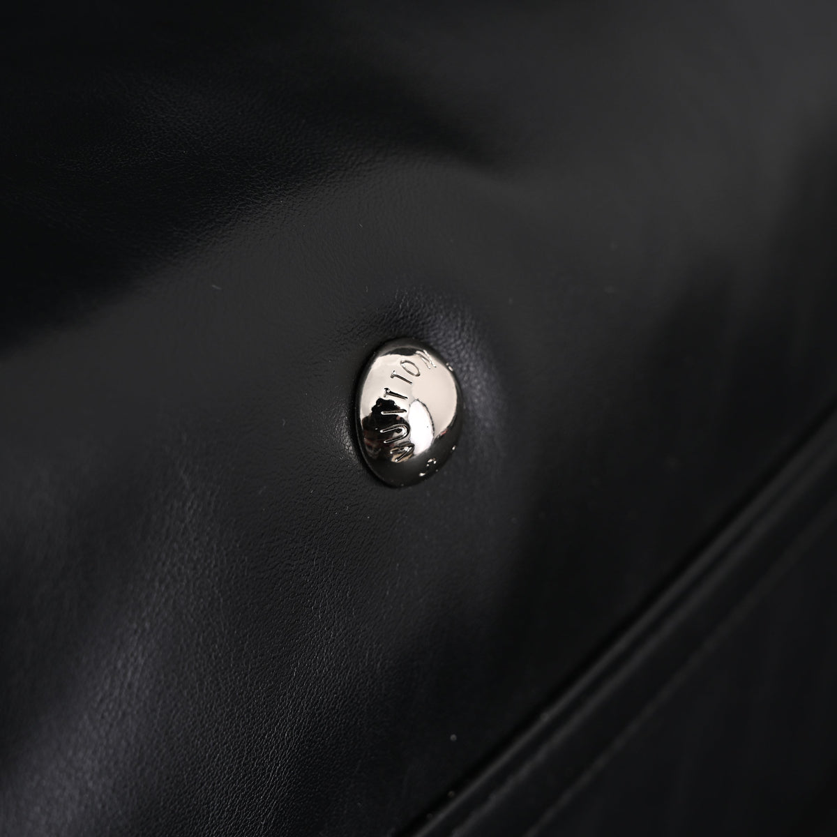 Louis Vuitton Graceful MM Black Monogram Hobo Bag