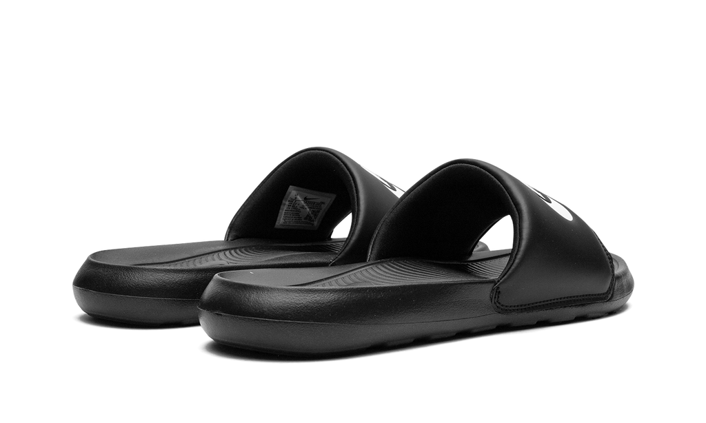SB Victori One Slide "Black White" DR2018 001