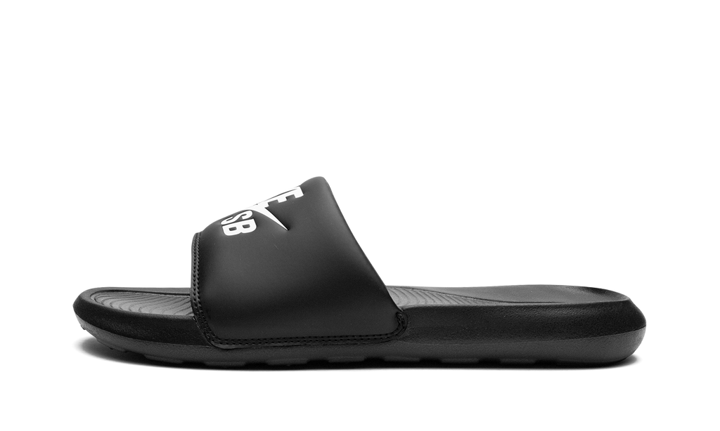 SB Victori One Slide "Black White" DR2018 001